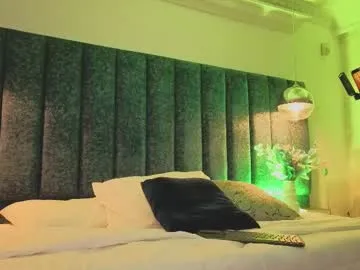 SkyLumen – webcam model profile photo Image 15