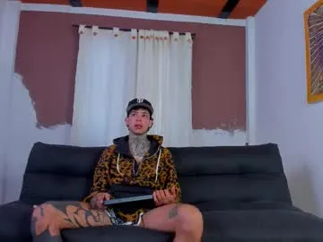 CamiWatson – webcam model profile photo Image 19