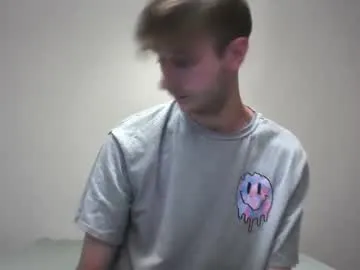 curlytwinkboy – webcam model profile photo Image 4