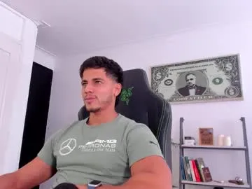 JuliaQuinn – webcam model profile photo Image 15