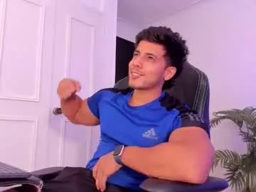 JuliaQuinn – webcam model profile photo Image 4