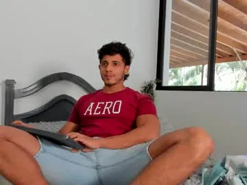 JuliaQuinn – webcam model profile photo Image 5