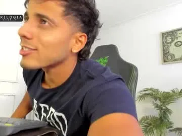 JuliaQuinn – webcam model profile photo Image 9