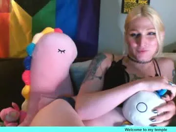 MartinaGucci – webcam model profile photo Image 11