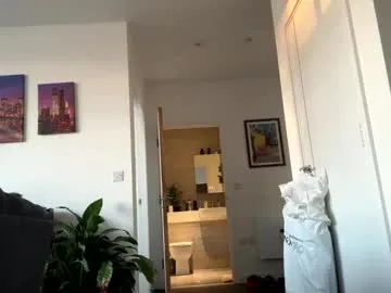 GreciaMorgan – webcam model profile photo Image 3