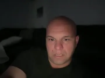 AntonioWest – webcam model profile photo Image 12