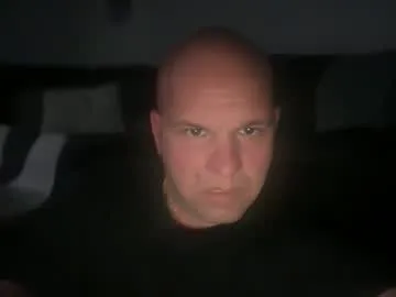 AntonioWest – webcam model profile photo Image 16