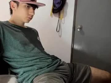 Alikams – webcam model profile photo Image 8