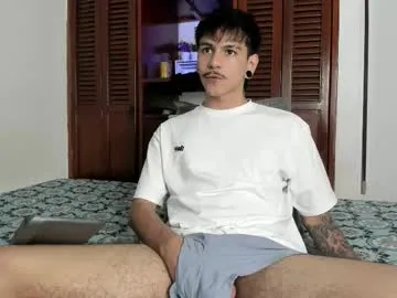 AshleyPusset – webcam model profile photo Image 13