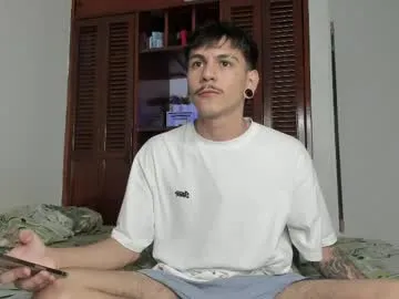 AshleyPusset – webcam model profile photo Image 16