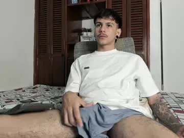 AshleyPusset – webcam model profile photo Image 9