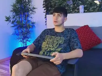 otouhu76 – webcam model profile photo Image 5