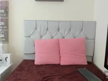 PrincessSnowAngel – webcam model profile photo Image 2