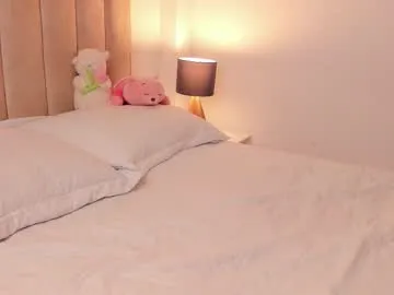 JuliaQuinn – webcam model profile photo Image 6