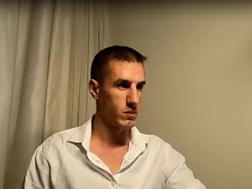 AmyBelmontt – webcam model profile photo Image 13