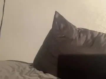 YaraDavis – webcam model profile photo Image 5