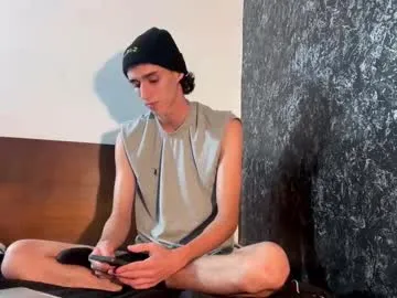 CassieGil – webcam model profile photo Image 4