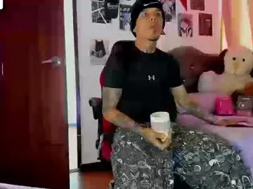 ROXSANNE – webcam model profile photo Image 17