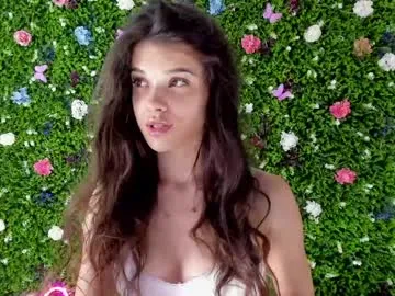 LyraCarvajal – webcam model profile photo Image 9