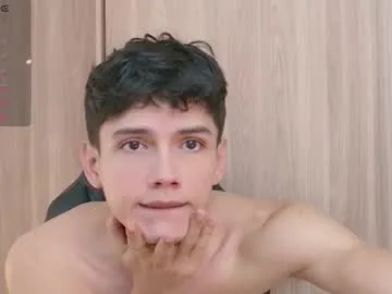 EmmilyCoopers18 – webcam model profile photo Image 4