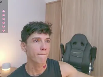 EmmilyCoopers18 – webcam model profile photo Image 5