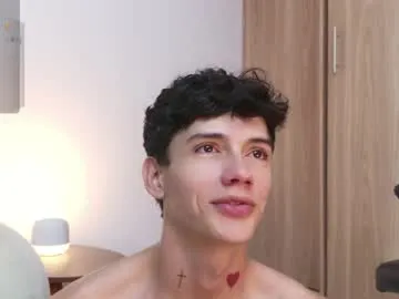 EmmilyCoopers18 – webcam model profile photo Image 9