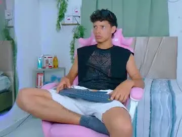 EvaAmanti – webcam model profile photo Image 4