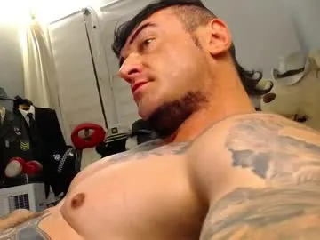 landel_boy – webcam model profile photo Image 10