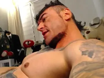 landel_boy – webcam model profile photo Image 9