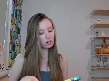 AmyBelmontt – webcam model profile photo Image 10