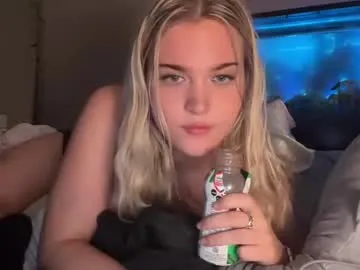 IsabelaJohnson – webcam model profile photo Image 3