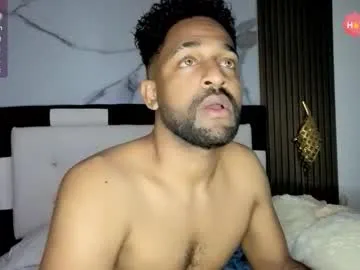 CassieGil – webcam model profile photo Image 12