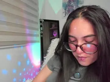 Naty_Santos – webcam model profile photo Image 8