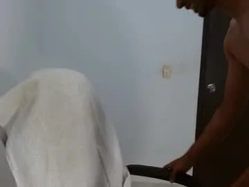 CoryDuucaan – webcam model profile photo Image 18