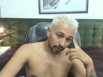 ZoeyReed – webcam model profile photo Image 3