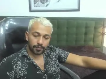 ZoeyReed – webcam model profile photo Image 4