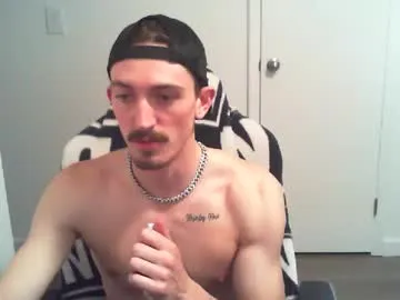 JulyWood – webcam model profile photo Image 4