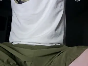 Alikams – webcam model profile photo Image 9