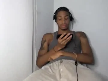 SophieBlaake – webcam model profile photo Image 13