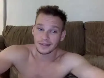 KellyBroke – webcam model profile photo Image 15