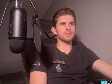 SophieBlaake – webcam model profile photo Image 4