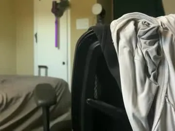 Emmy_Foxx – webcam model profile photo Image 3