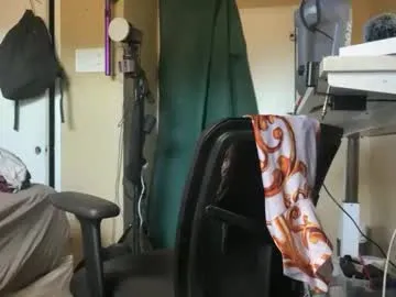 Emmy_Foxx – webcam model profile photo Image 5