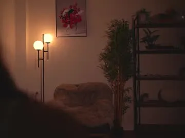 CassieGil – webcam model profile photo Image 17