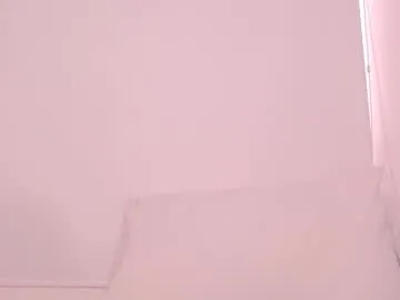 SofiGomezz – webcam model profile photo Image 2