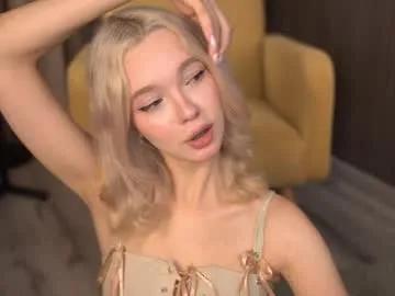 KaraNoir – webcam model profile photo Image 4