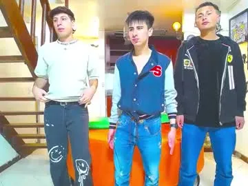 Donovan_Desmond – webcam model profile photo Image 4