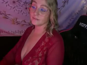 TiffanyStein – webcam model profile photo Image 11