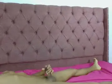 Juhone – webcam model profile photo Image 4