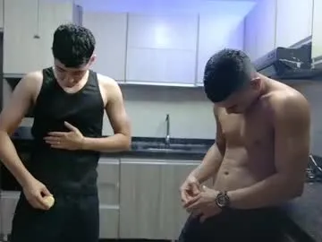 Alikams – webcam model profile photo Image 12